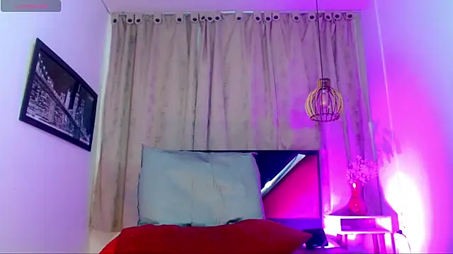 Snapshot of alexsandra_kiss chatting on May 2026 11:29:01 AM alexsandra kiss online show from May 2026 11:29:01 AM