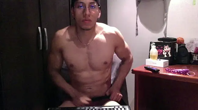 Thiago Happy online show from March 2025 05:00:02 AM