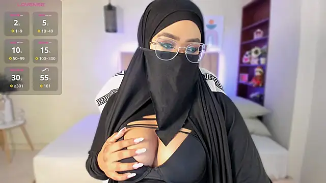 Sasha Anaan online show from October 2025 08:11:02 AM