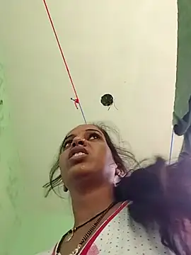 Snapshot of Hotty-Nidhi chatting on September 2025 01:52:01 AM Hotty-Nidhi online show from September 2025 01:52:01 AM