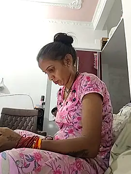 Snapshot of Hotty-Nidhi chatting on September 2025 11:58:01 AM Hotty-Nidhi online show from September 2025 11:58:01 AM