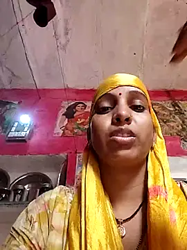 Snapshot of Hotty-Nidhi chatting on October 2025 03:04:01 AM Hotty-Nidhi online show from October 2025 03:04:01 AM