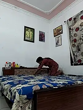 Snapshot of Hotty-Nidhi chatting on March 2026 05:44:01 AM Hotty-Nidhi online show from March 2026 05:44:01 AM