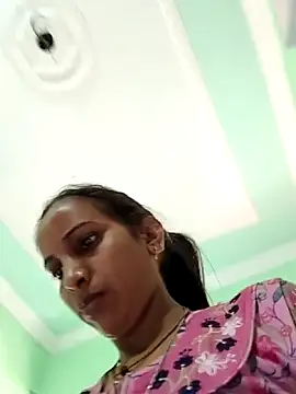 Snapshot of Hotty-Nidhi chatting on April 2026 04:21:02 AM Hotty-Nidhi online show from April 2026 04:21:02 AM