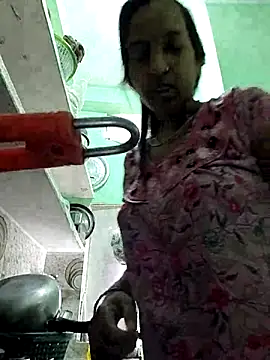 Snapshot of Hotty-Nidhi chatting on April 2026 03:36:02 AM Hotty-Nidhi online show from April 2026 03:36:02 AM