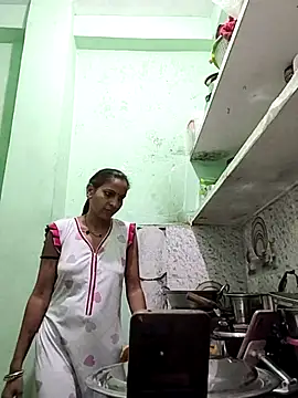 Snapshot of Hotty-Nidhi chatting on April 2026 03:41:02 PM Hotty-Nidhi online show from April 2026 03:41:02 PM
