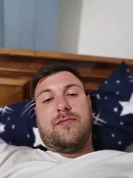 hugedickedd online show from May 2026 09:41:01 PM