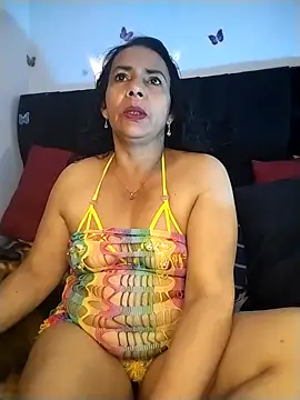 AlexaNovoa  online show from November 2025 01:37:01 AM