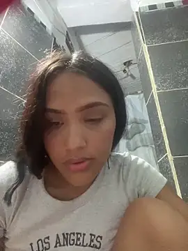 Snapshot of iamsara_21 chatting on February 2026 02:13:02 AM iamsara 21 online show from February 2026 02:13:02 AM