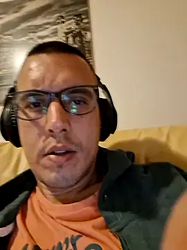 Snapshot of marco199077 chatting on March 2026 07:36:02 PM marco199077 online show from March 2026 07:36:02 PM