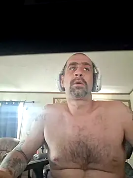 Snapshot of mayg chatting on April 2026 01:26:02 PM mayg online show from April 2026 01:26:02 PM