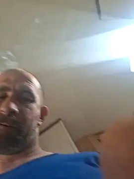 Snapshot of mayg chatting on May 2026 01:05:02 PM mayg online show from May 2026 01:05:02 PM