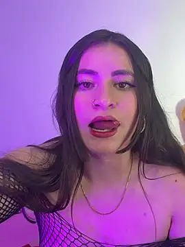 Snapshot of HADARA__ chatting on March 2025 06:00:02 AM HADARA online show from March 2025 06:00:02 AM