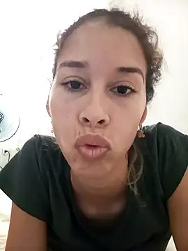 Snapshot of Sexi_girl29 chatting on May 2026 09:10:02 PM Sexi girl29 online show from May 2026 09:10:02 PM