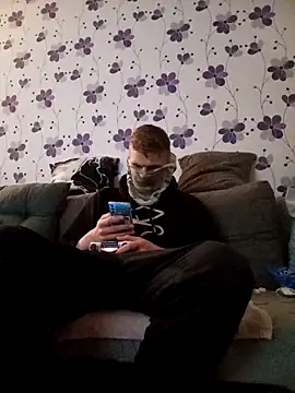 Snapshot of ThePython666 chatting on October 2025 03:43:02 AM ThePython666 online show from October 2025 03:43:02 AM