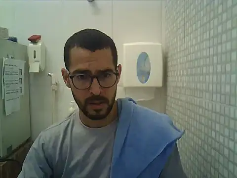 Snapshot of pdasgyn chatting on September 2025 01:14:02 PM pdasgyn online show from September 2025 01:14:02 PM