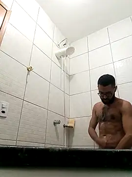 pdasgyn online show from April 2026 10:37:02 PM