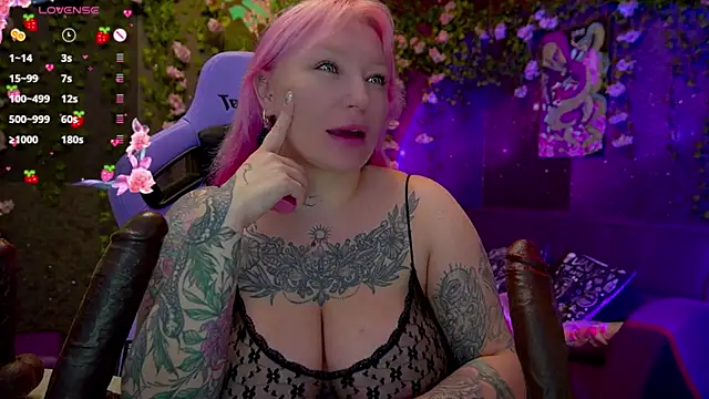 BlackedBarbie online show from November 2025 07:13:02 PM