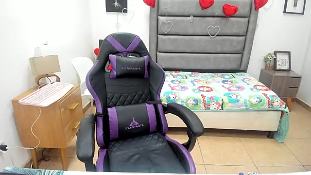 Tania Duque online show from March 2026 02:00:01 PM