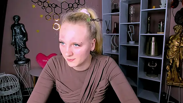 madam uliis online show from March 2026 04:36:01 PM