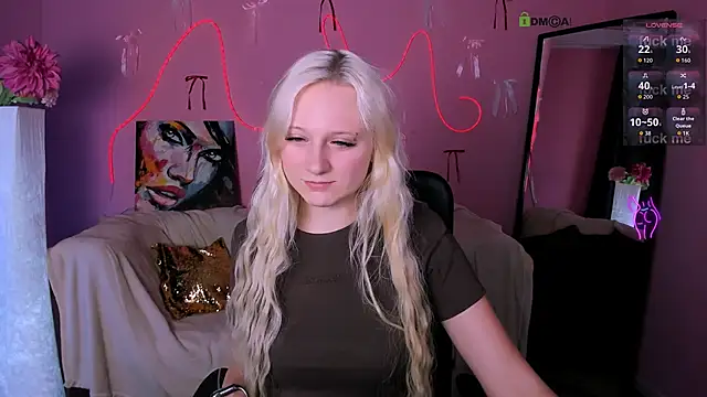 madam uliis online show from April 2026 10:21:02 AM