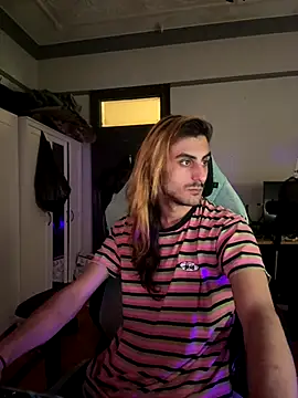 twink69Finger online show from October 2025 03:48:01 AM