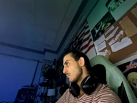 twink69Finger online show from October 2025 12:07:02 PM