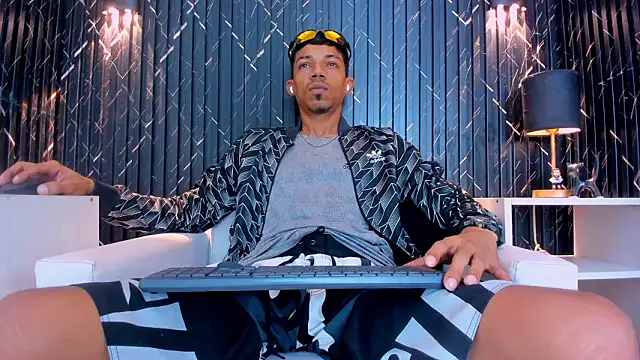 Gregory Sforza online show from February 2026 07:21:01 PM