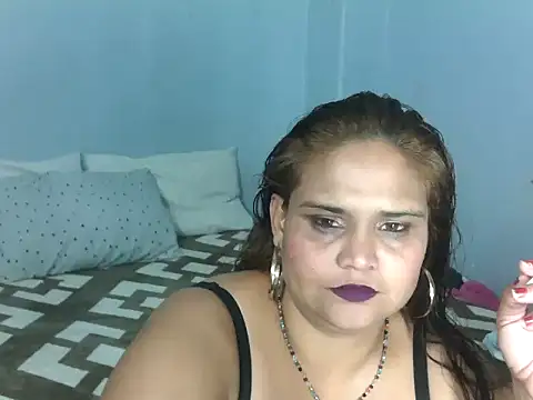 clover cams1874 online show from September 2025 06:41:02 PM