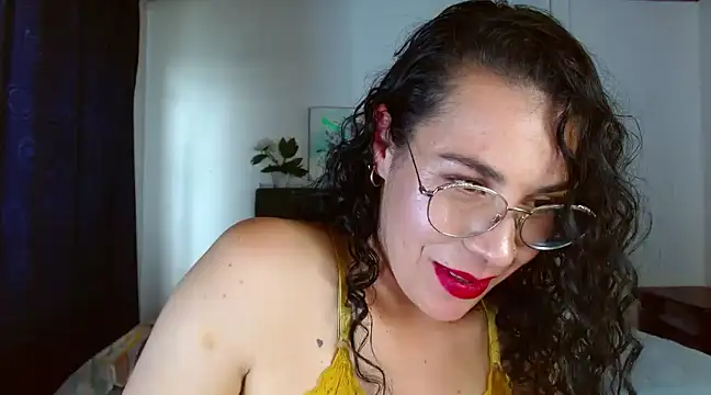 Snapshot of mia_velvet1 chatting on March 2025 05:37:01 PM mia velvet1 online show from March 2025 05:37:01 PM