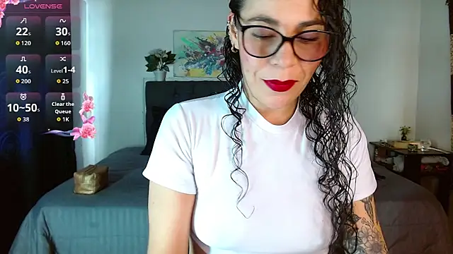 Snapshot of mia_velvet1 chatting on September 2025 02:42:01 PM mia velvet1 online show from September 2025 02:42:01 PM