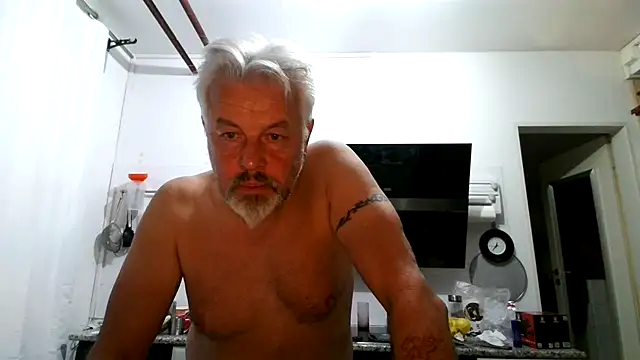 Berg Boy online show from July 2026 10:36:01 PM