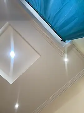 Snapshot of Ivelleee_ chatting on November 2025 08:30:01 PM Ivelleee online show from November 2025 08:30:01 PM