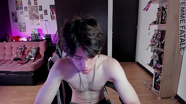 xIce Boy online show from June 2026 02:44:02 PM