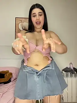 SashaLuss  online show from June 2026 07:02:02 PM