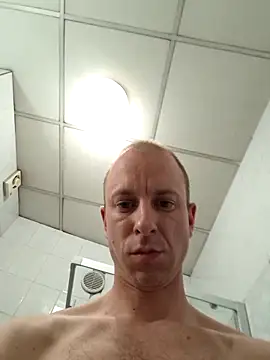 svenpfeifer online show from March 2025 12:19:02 AM