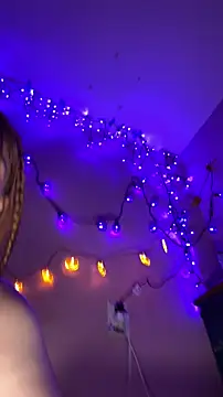 Snapshot of LoganPeny chatting on October 2025 06:46:01 AM LoganPeny online show from October 2025 06:46:01 AM