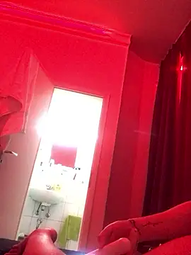 Snapshot of Veramaia chatting on January 2026 12:49:02 AM Veramaia online show from January 2026 12:49:02 AM