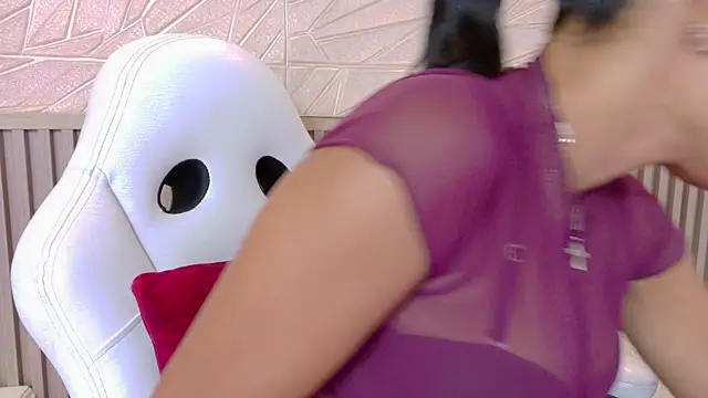 Gaviluc  online show from April 2026 11:50:02 AM