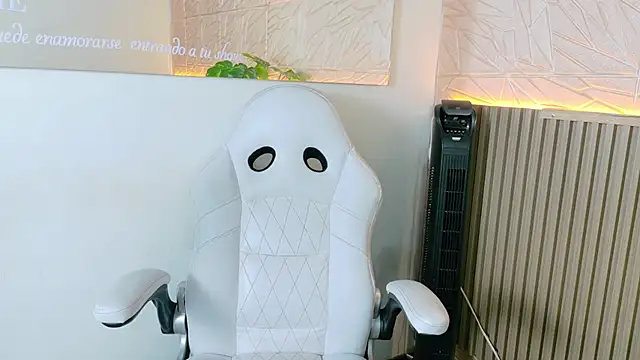 Gaviluc  online show from July 2026 12:44:01 PM