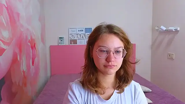 AngelinaLow online show from November 2025 12:27:01 PM