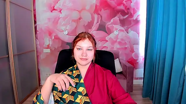 AngelinaLow online show from March 2026 12:32:01 PM