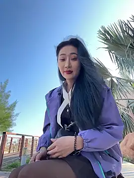 linger-23 online show from December 2025 06:19:01 AM