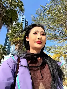 linger-23 online show from January 2026 06:26:01 AM