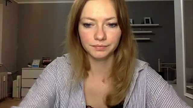 Snapshot of MillieShow chatting on February 2026 10:03:02 PM MillieShow online show from February 2026 10:03:02 PM