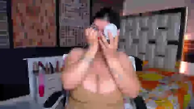 kriss sweetboobs10 online show from September 2025 06:54:01 PM