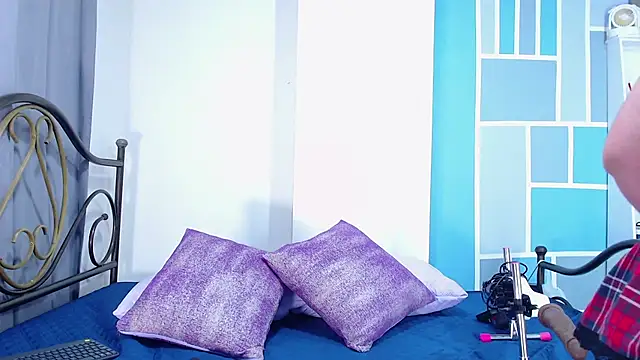 camilleturner1 online show from October 2025 12:54:02 AM