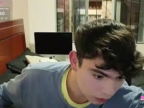 lukeboyce33 online show from February 2026 12:39:01 AM