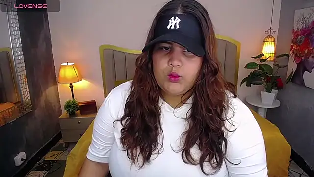 ailyn maury online show from October 2025 02:35:02 PM