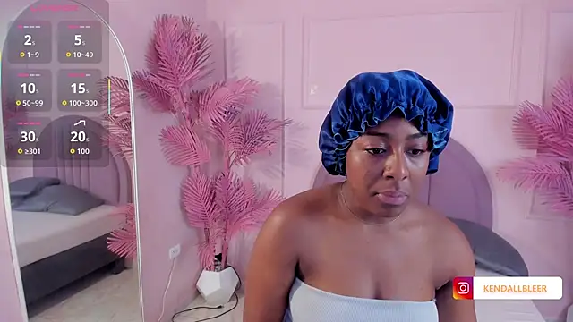 Kendallbleer online show from September 2025 01:24:02 PM